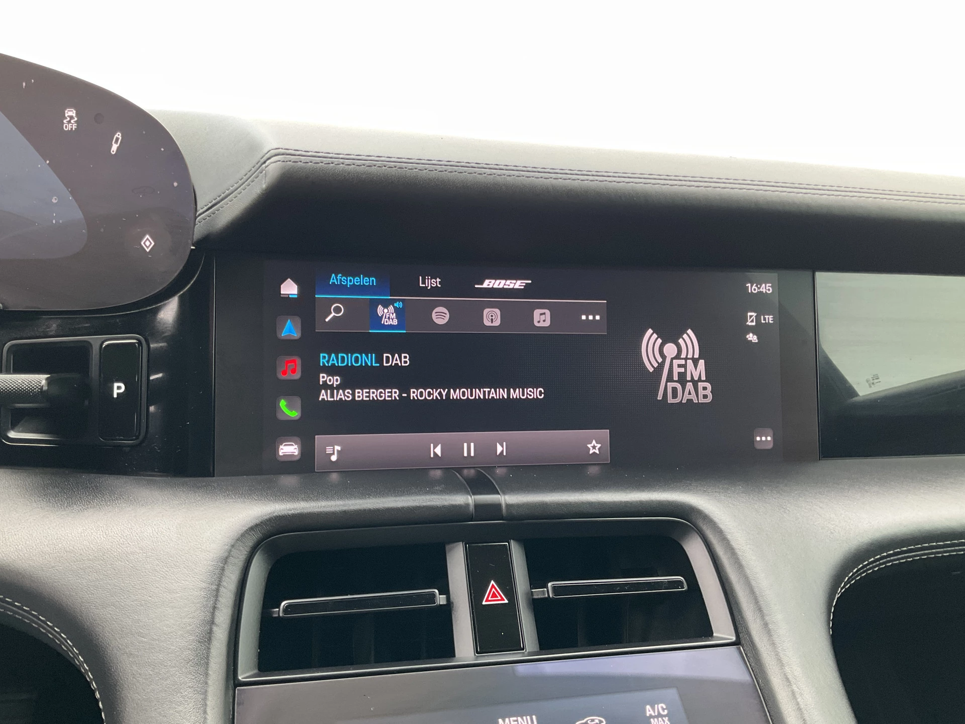 Hoofdafbeelding Porsche Taycan