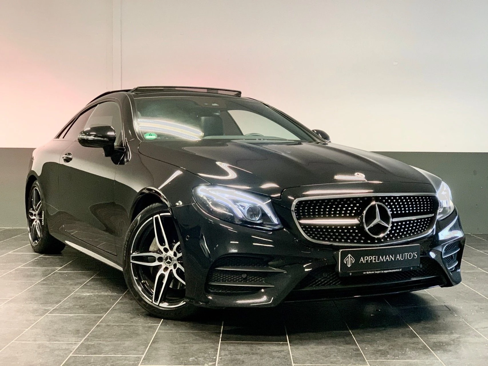 Hoofdafbeelding Mercedes-Benz E-Klasse