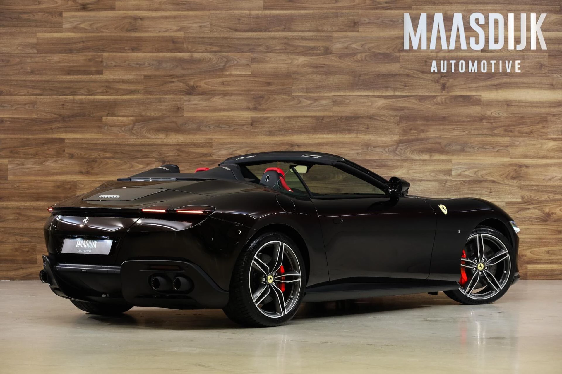 Hoofdafbeelding Ferrari Roma