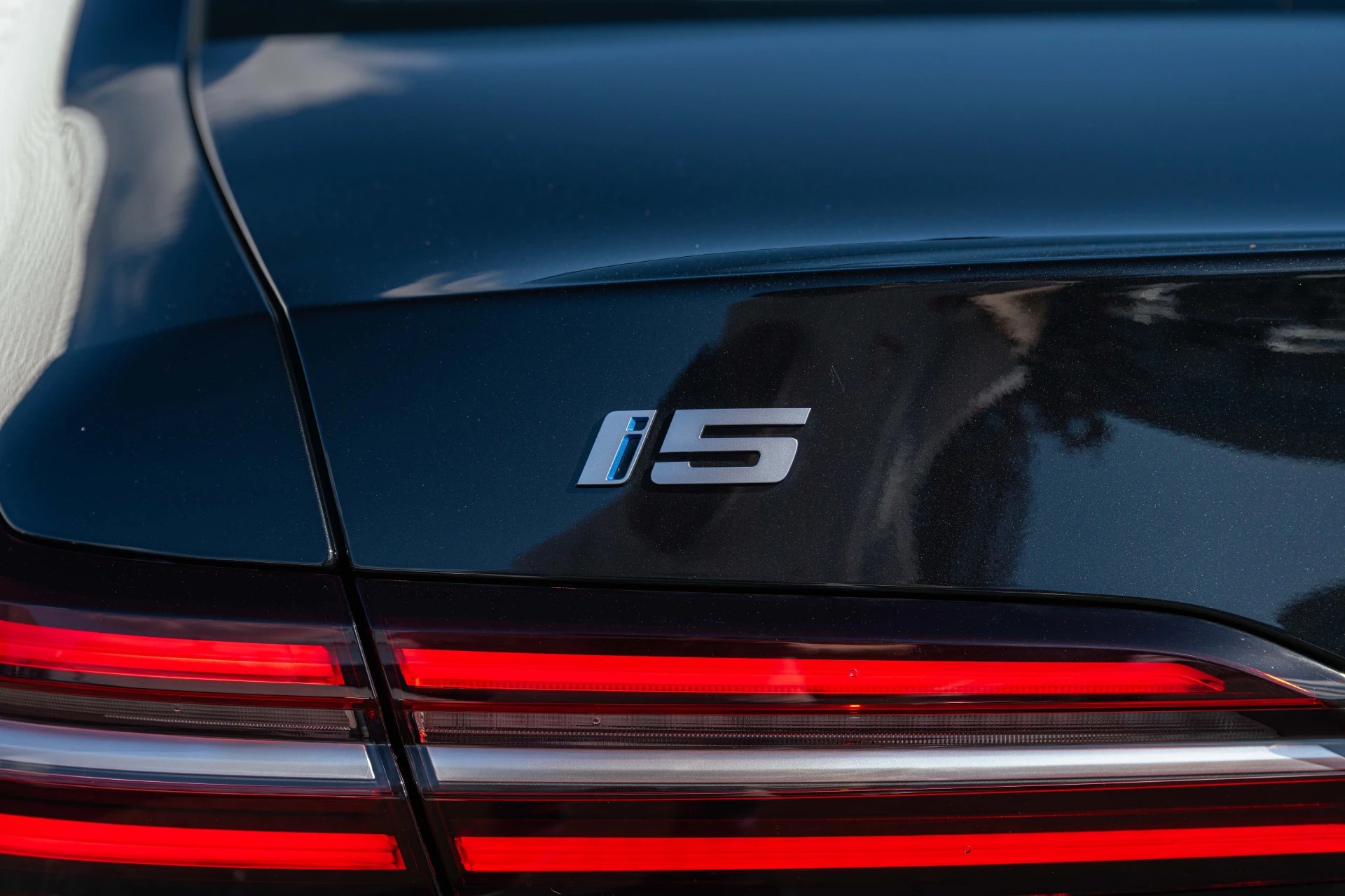 Hoofdafbeelding BMW i5
