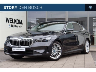 BMW i5 eDrive40 M Sport / Adaptieve LED / Parking Assistant / Stoelverwarming / M Sportonderstel / Driving Assistant Plus / Extra getint glas achter