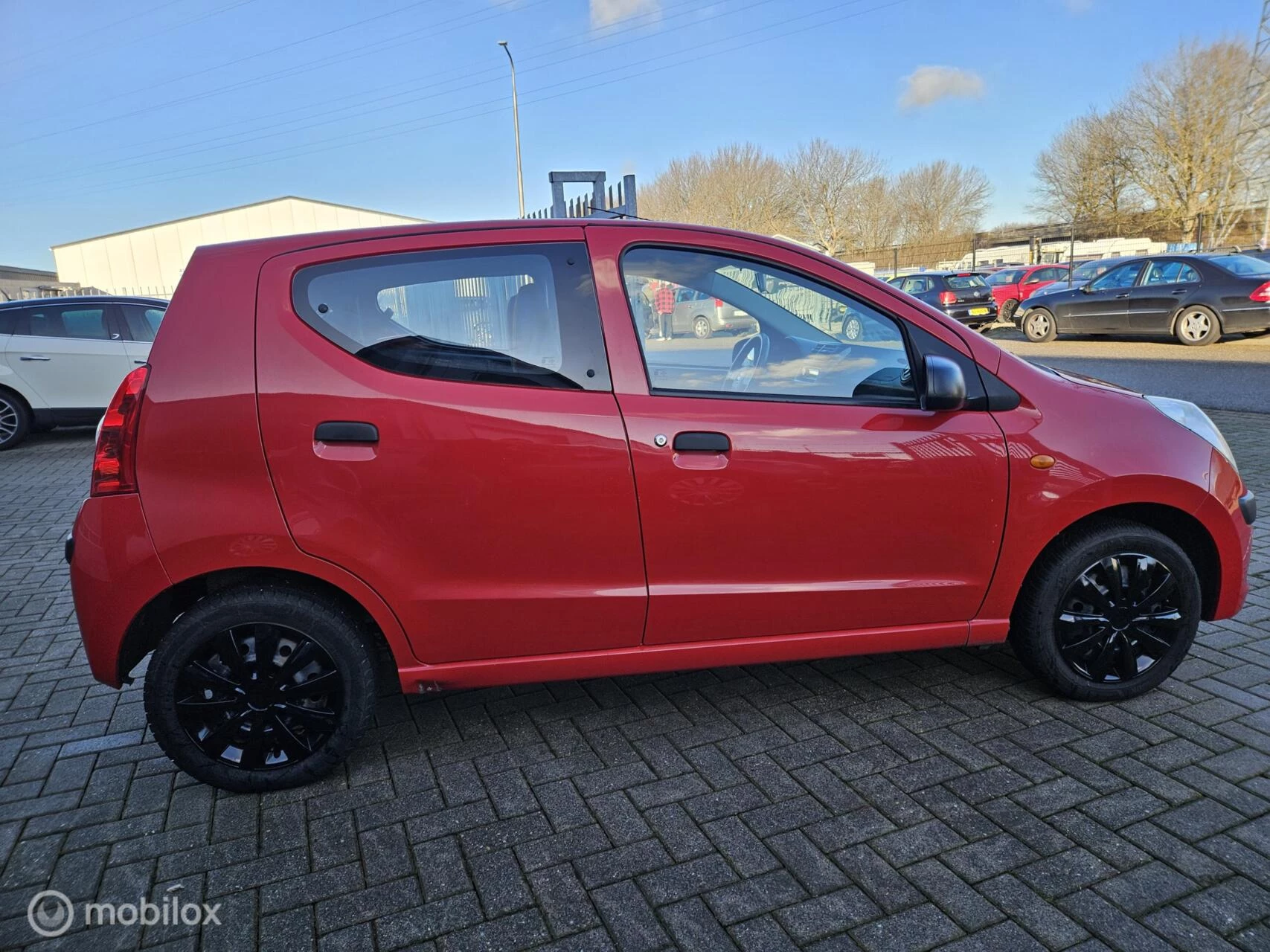 Hoofdafbeelding Nissan Pixo