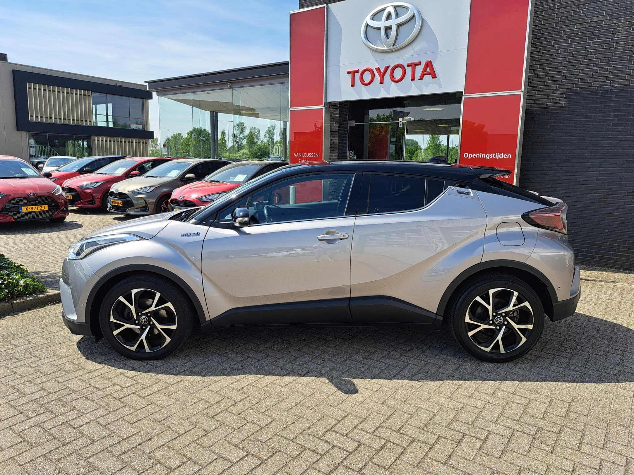 Hoofdafbeelding Toyota C-HR