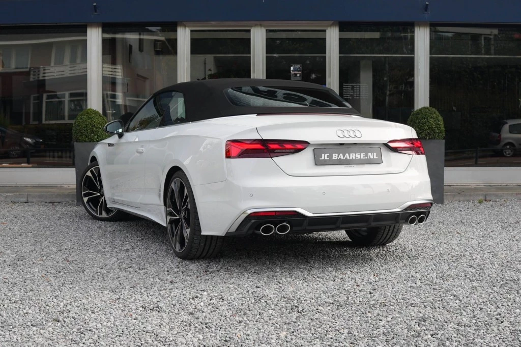 Hoofdafbeelding Audi S5