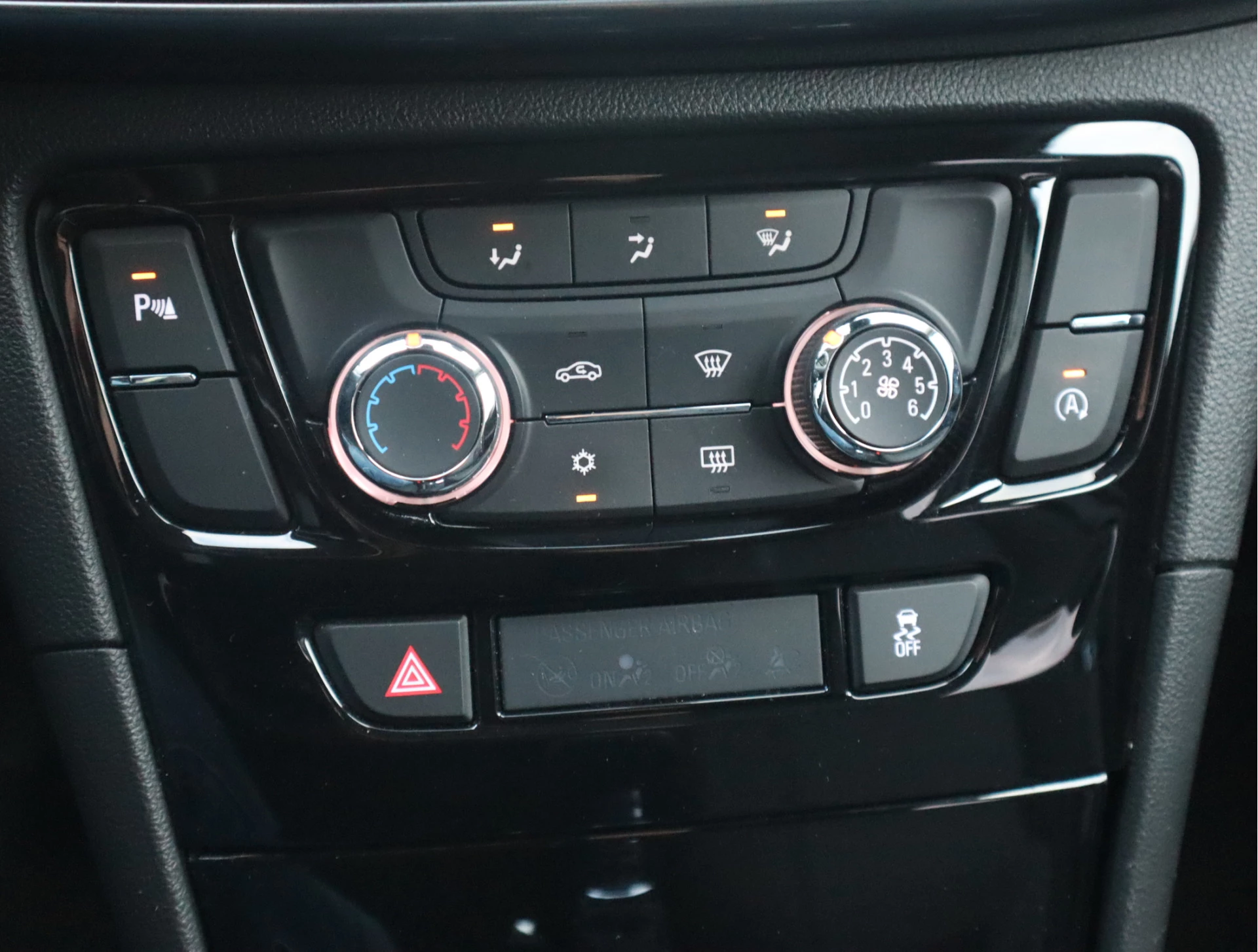 Hoofdafbeelding Opel Mokka X