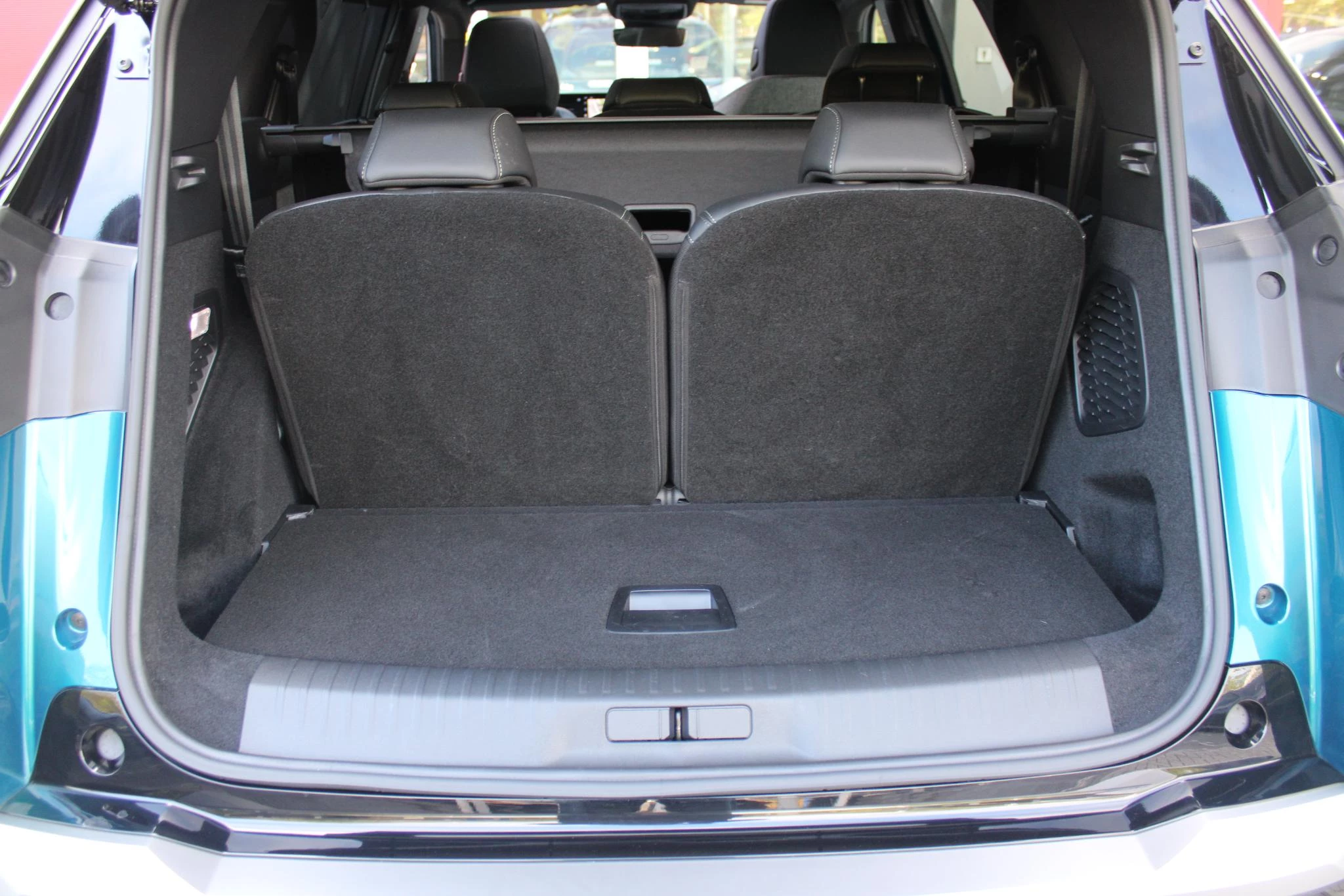 Hoofdafbeelding Peugeot e-5008
