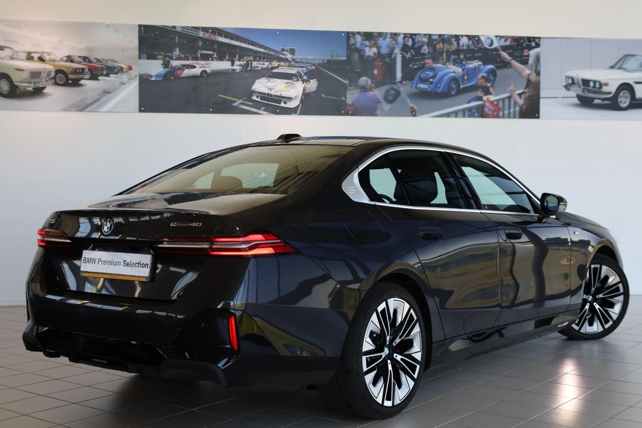Hoofdafbeelding BMW i5