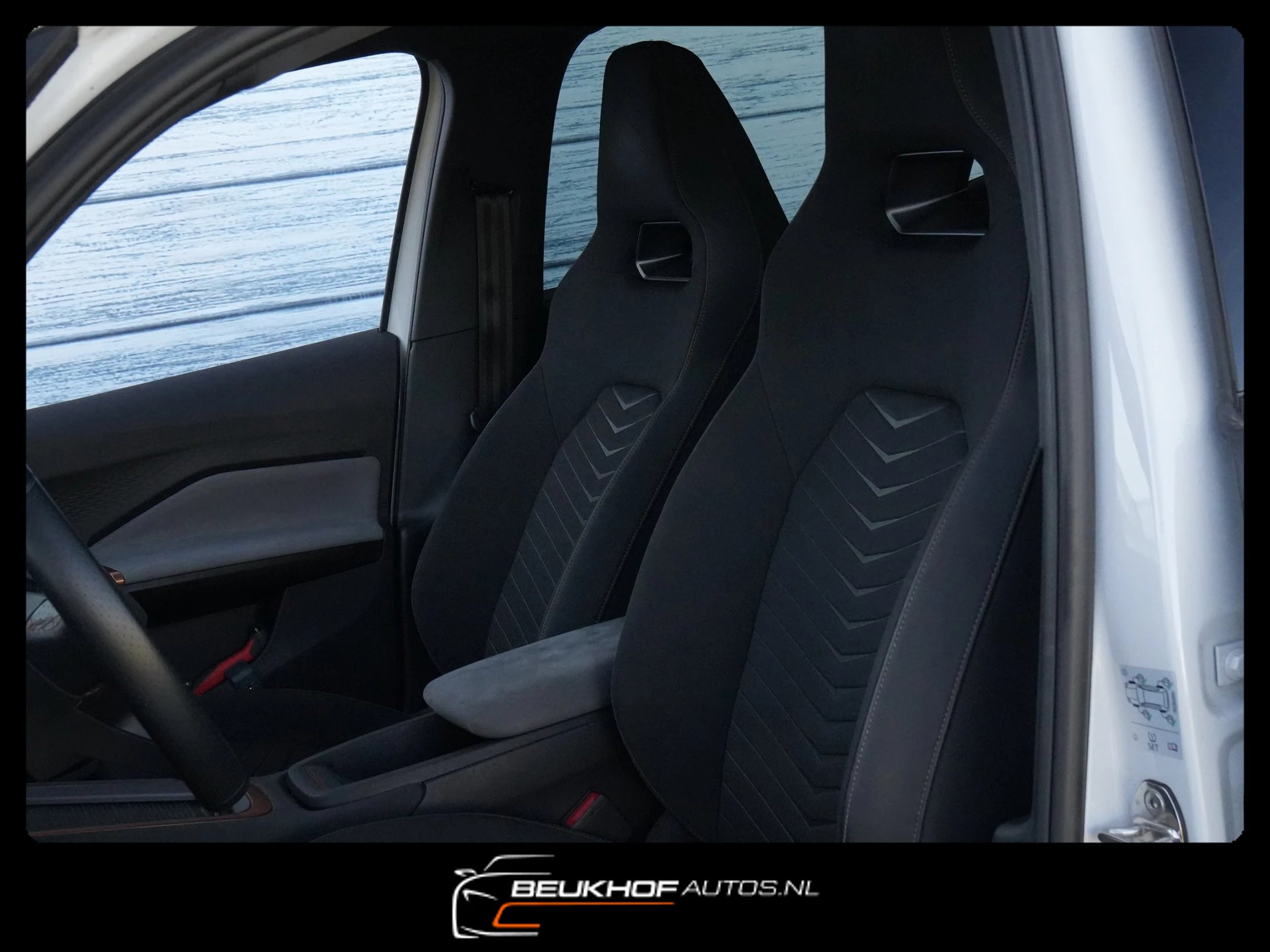 Hoofdafbeelding CUPRA Born