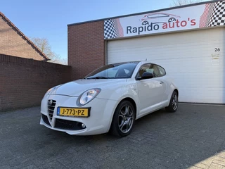 Hoofdafbeelding Alfa Romeo MiTo Alfa Romeo MiTo 1.4 Distinctive 105PK 2013 Airco Bluetooth