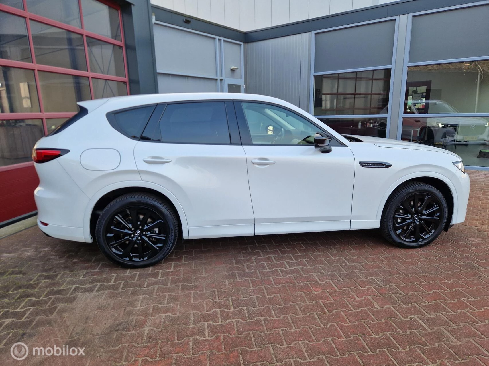 Hoofdafbeelding Mazda CX-60