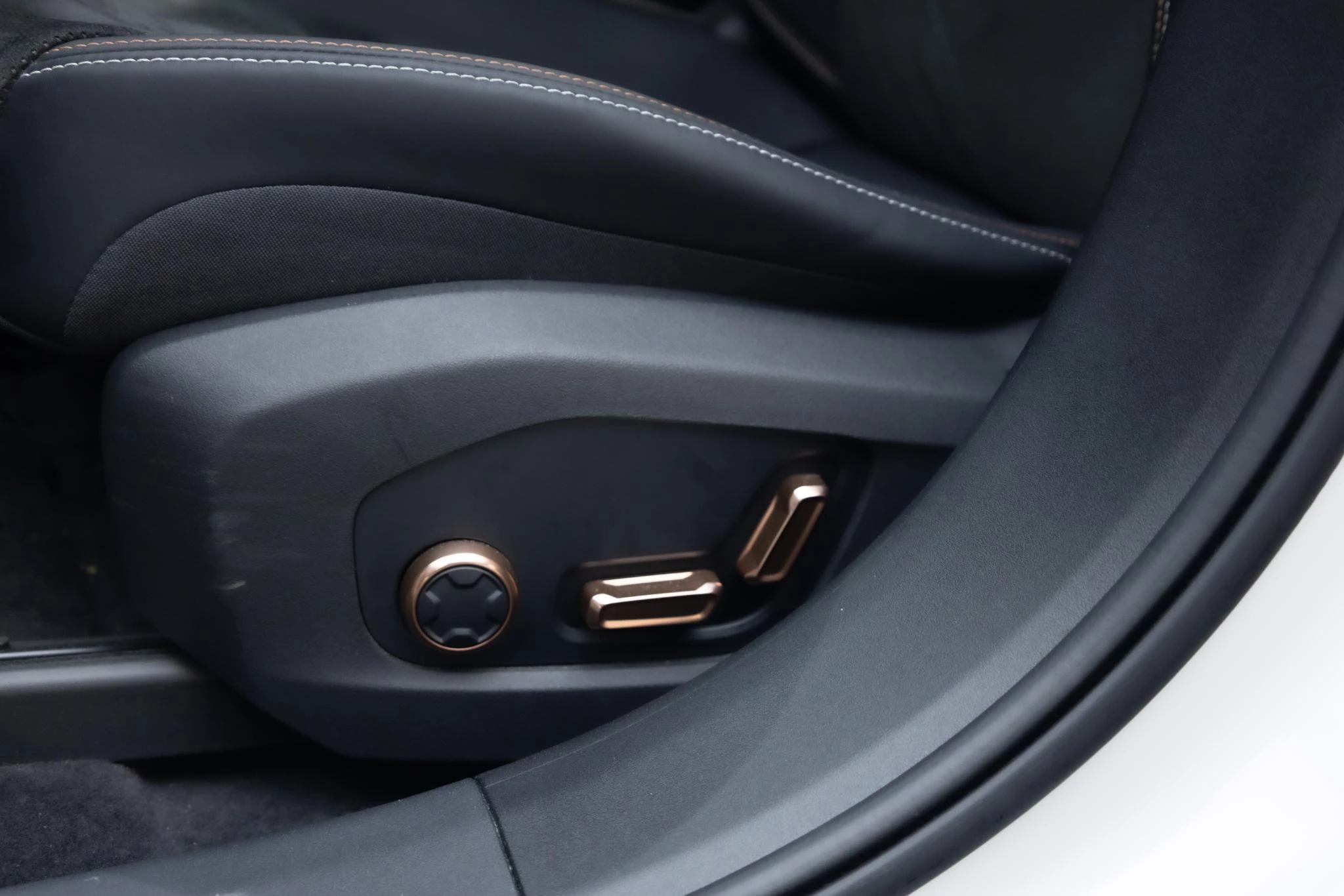 Hoofdafbeelding Zeekr 001