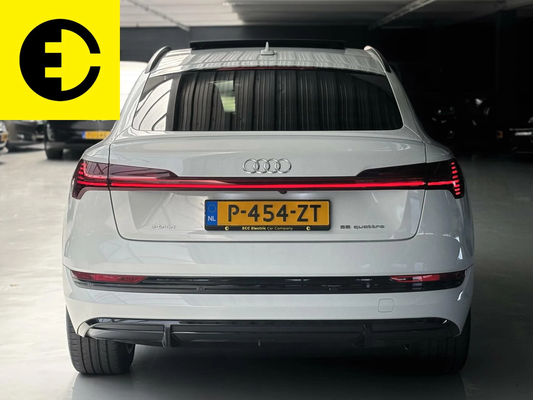 Hoofdafbeelding Audi e-tron