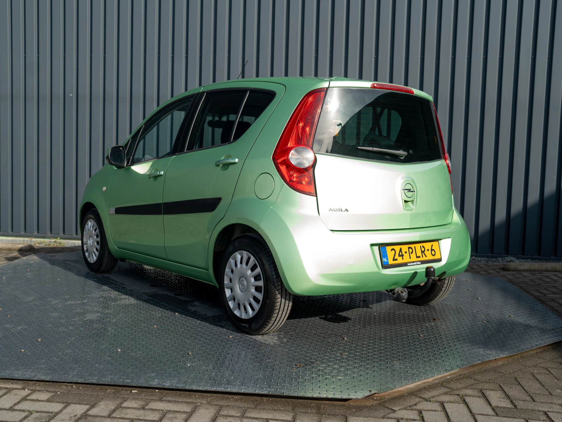 Hoofdafbeelding Opel Agila