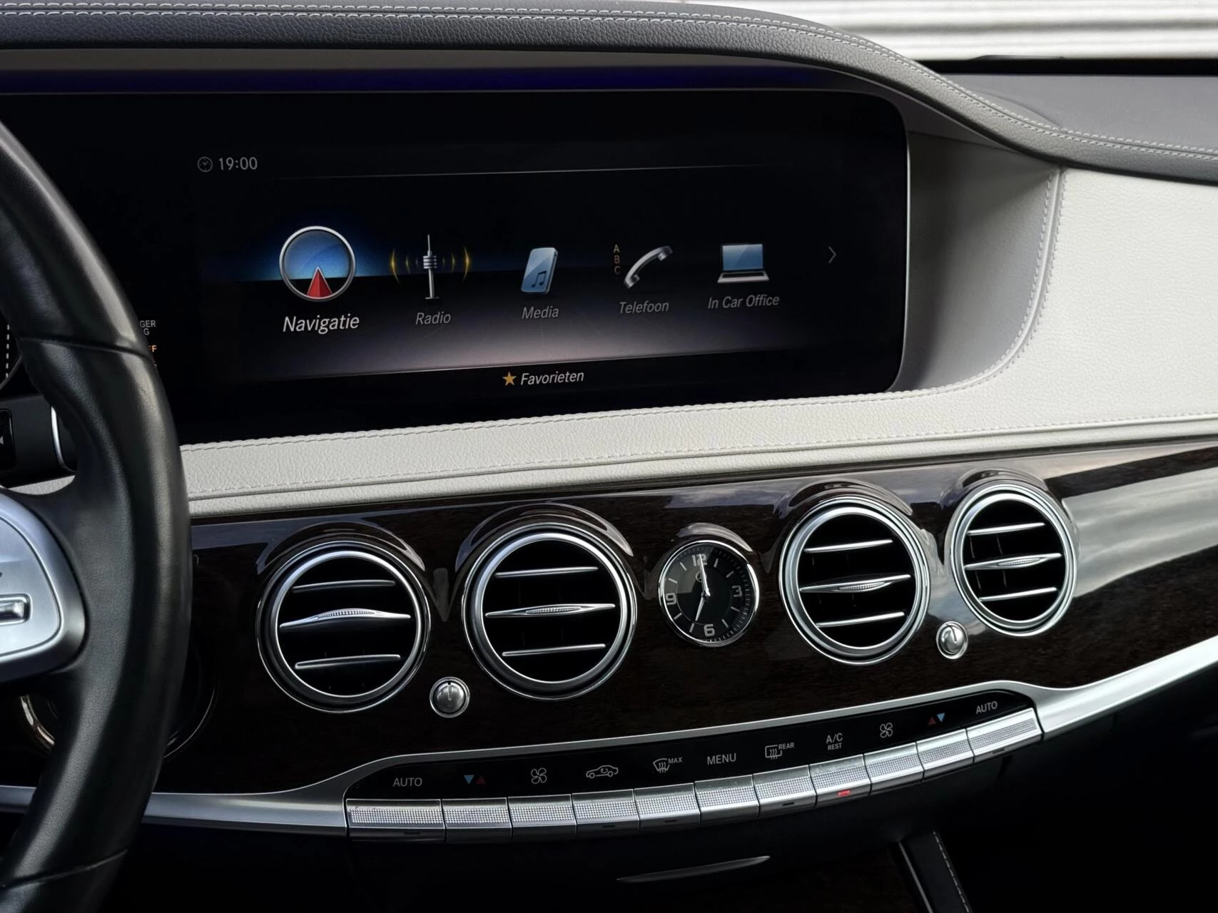 Hoofdafbeelding Mercedes-Benz S-Klasse