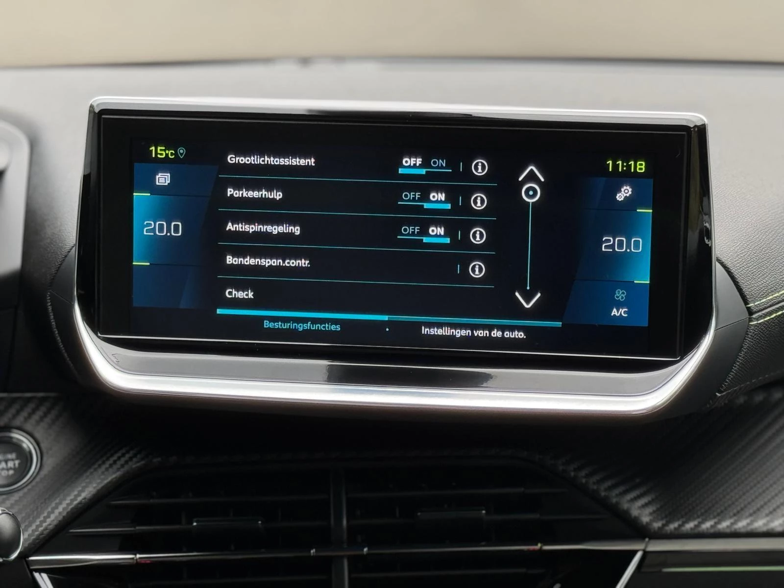 Hoofdafbeelding Peugeot e-208