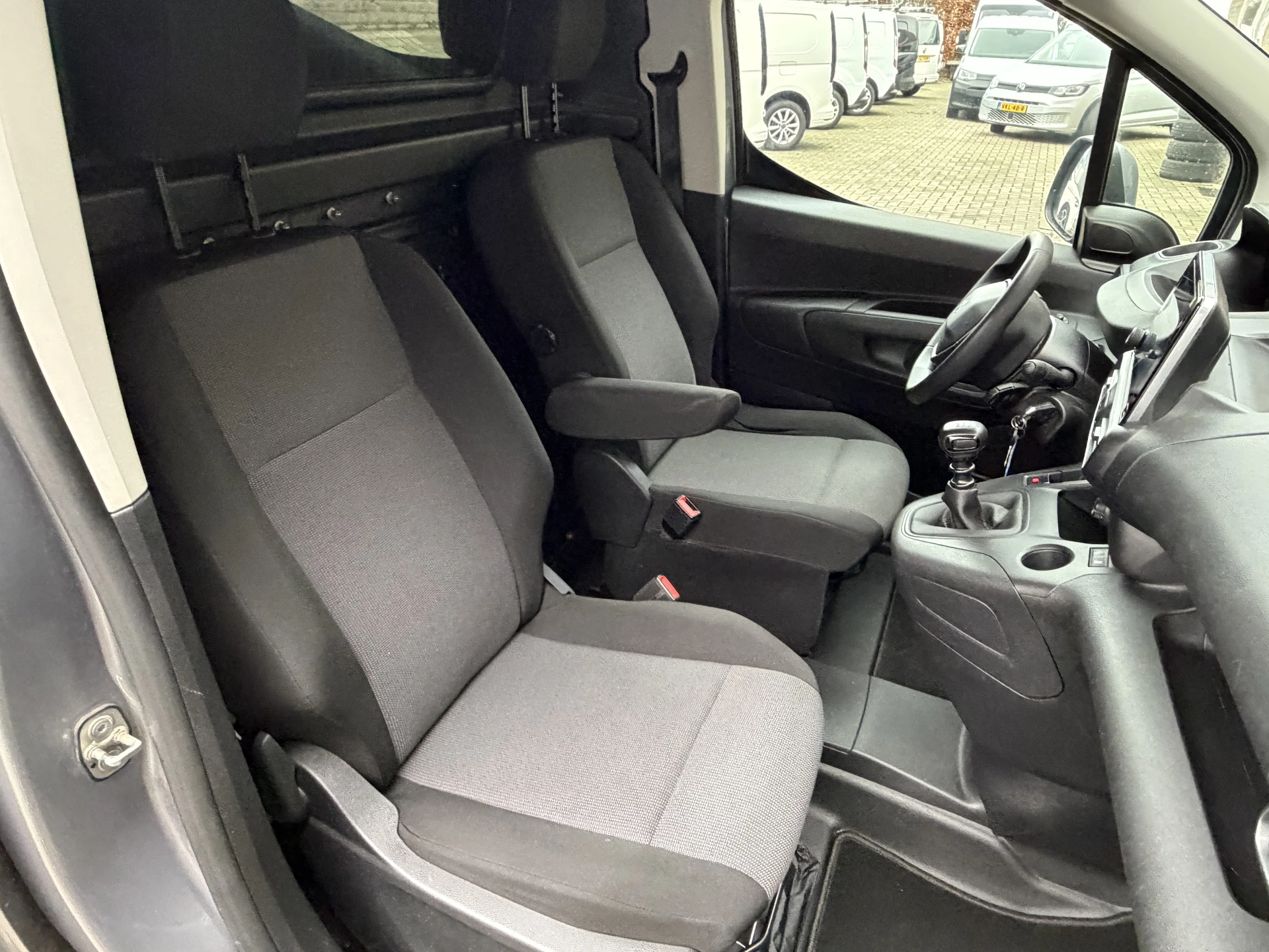 Hoofdafbeelding Peugeot Partner