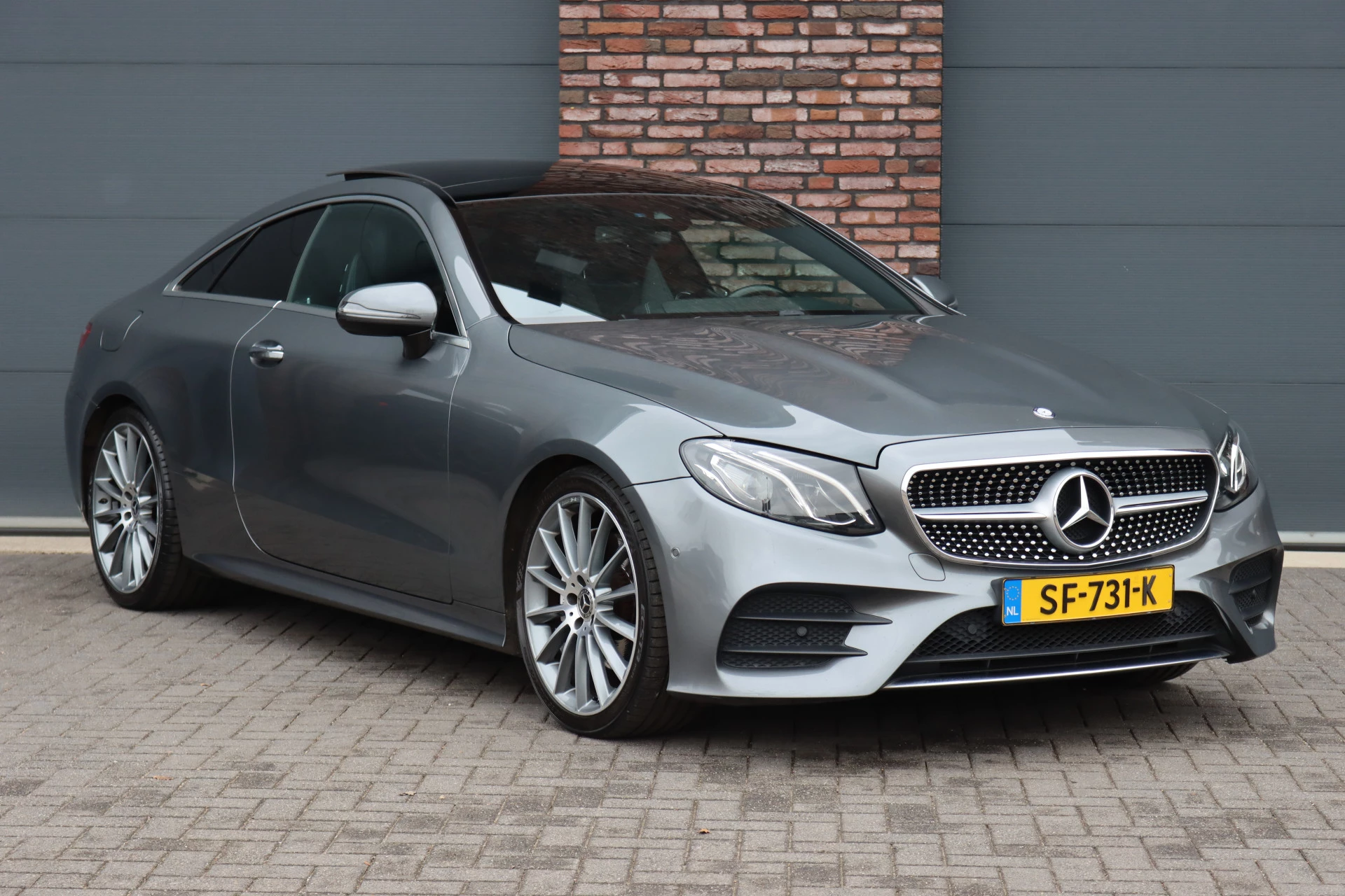 Hoofdafbeelding Mercedes-Benz E-Klasse