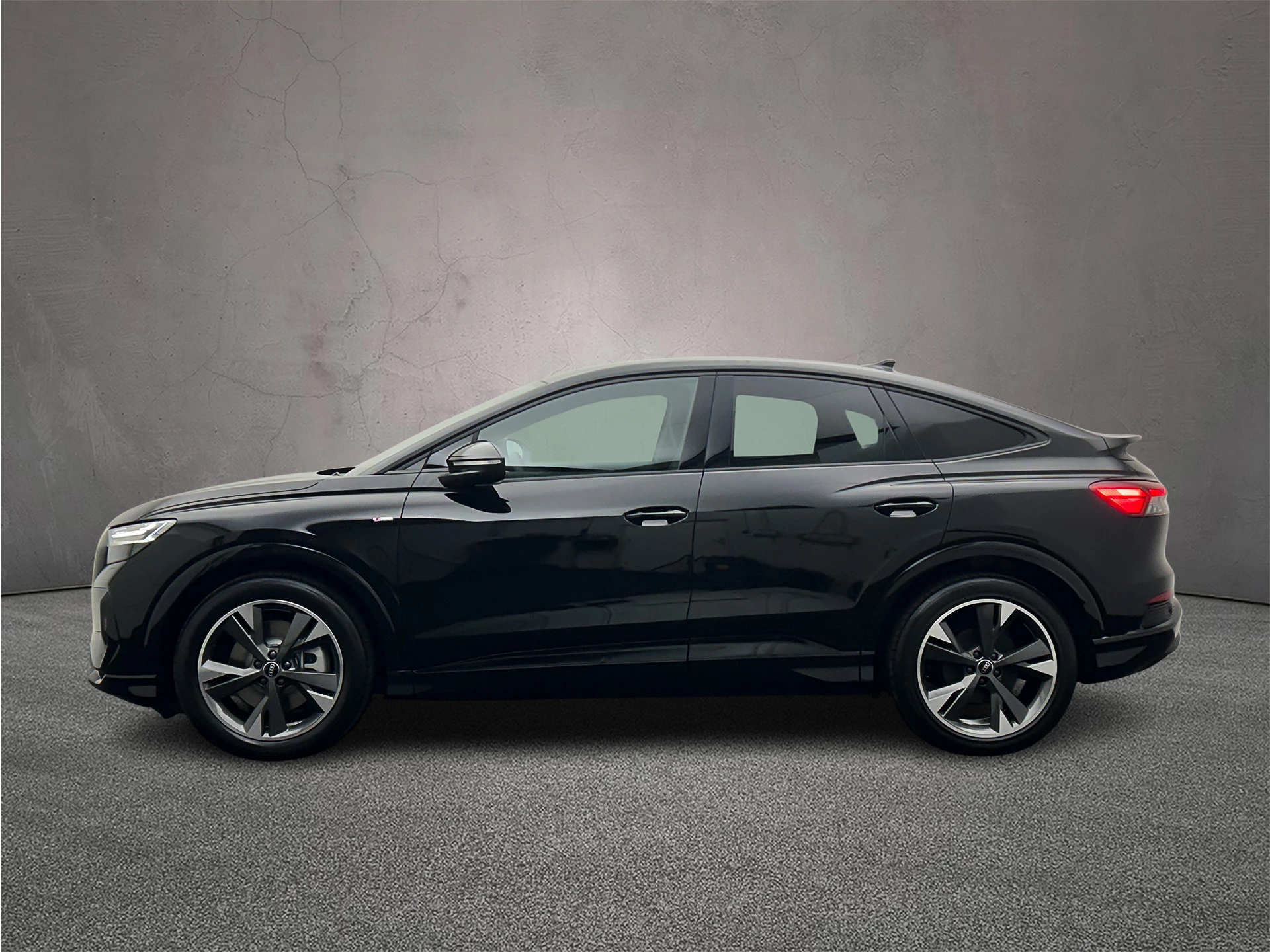 Hoofdafbeelding Audi Q4 e-tron