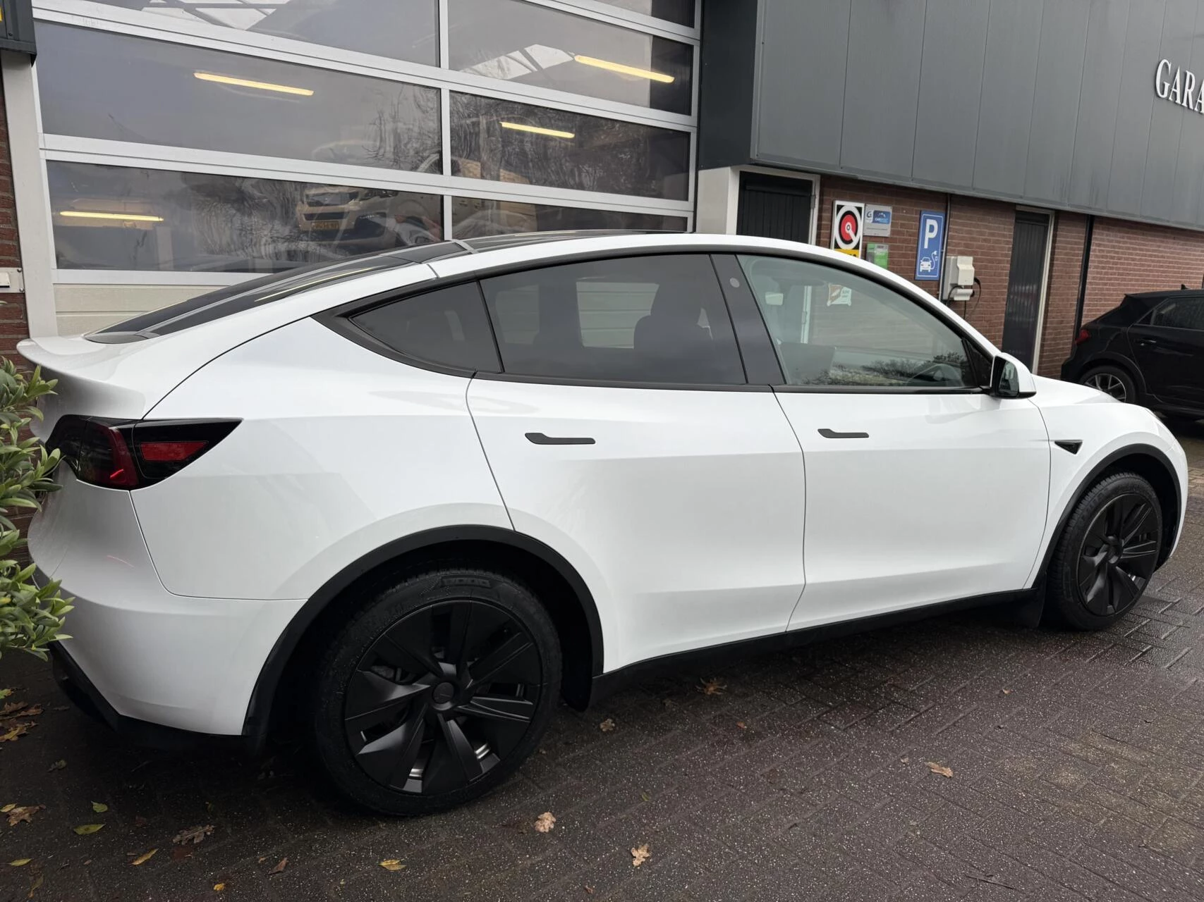 Hoofdafbeelding Tesla Model Y