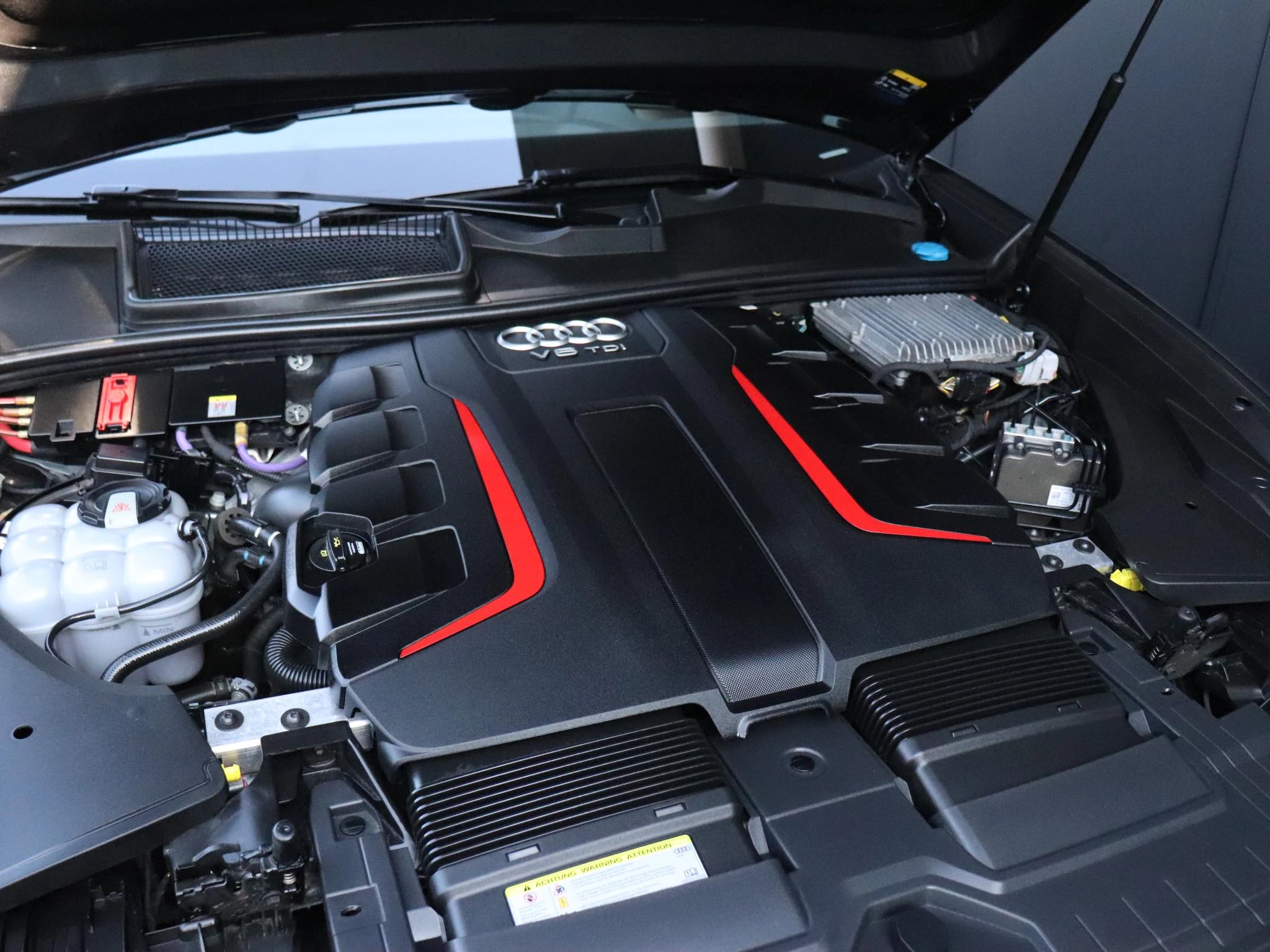 Hoofdafbeelding Audi Q8