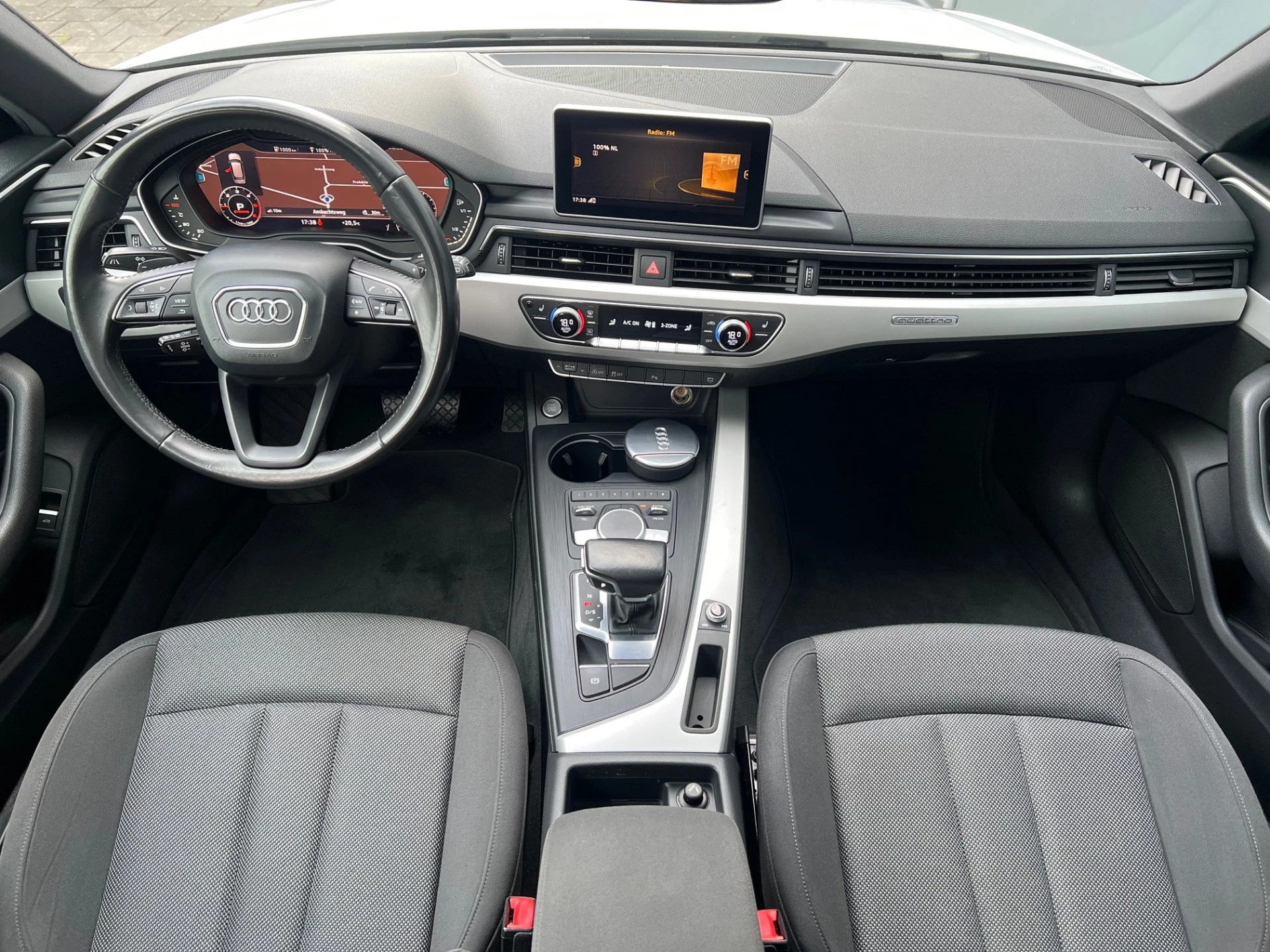 Hoofdafbeelding Audi A4