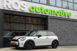 MINI Cooper Mini 1.5 Camden Plus Edition | NAP | PANO | HUD | H&K | CAMERA | CARPLAY | STOELVERW |