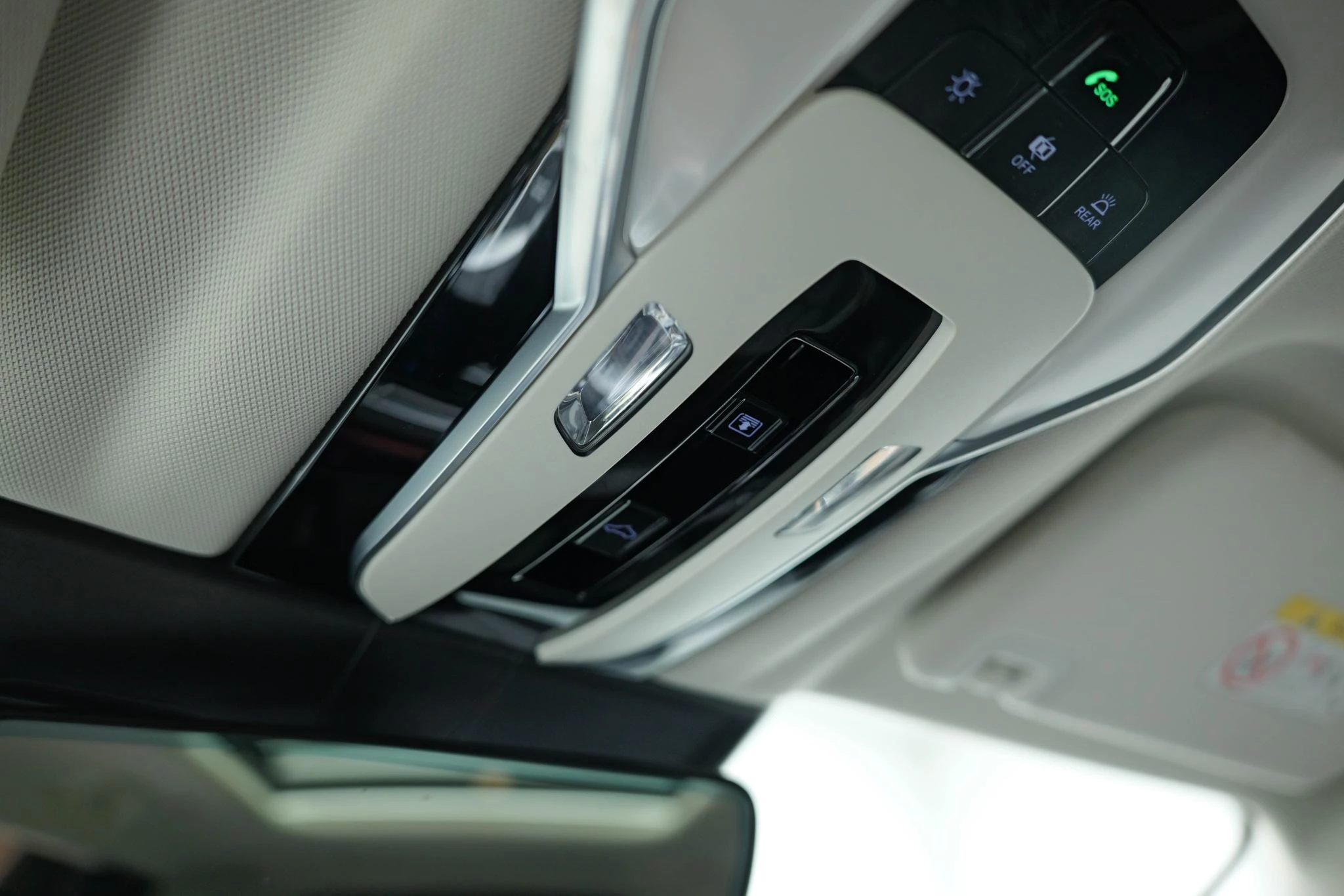 Hoofdafbeelding Hongqi E-HS9