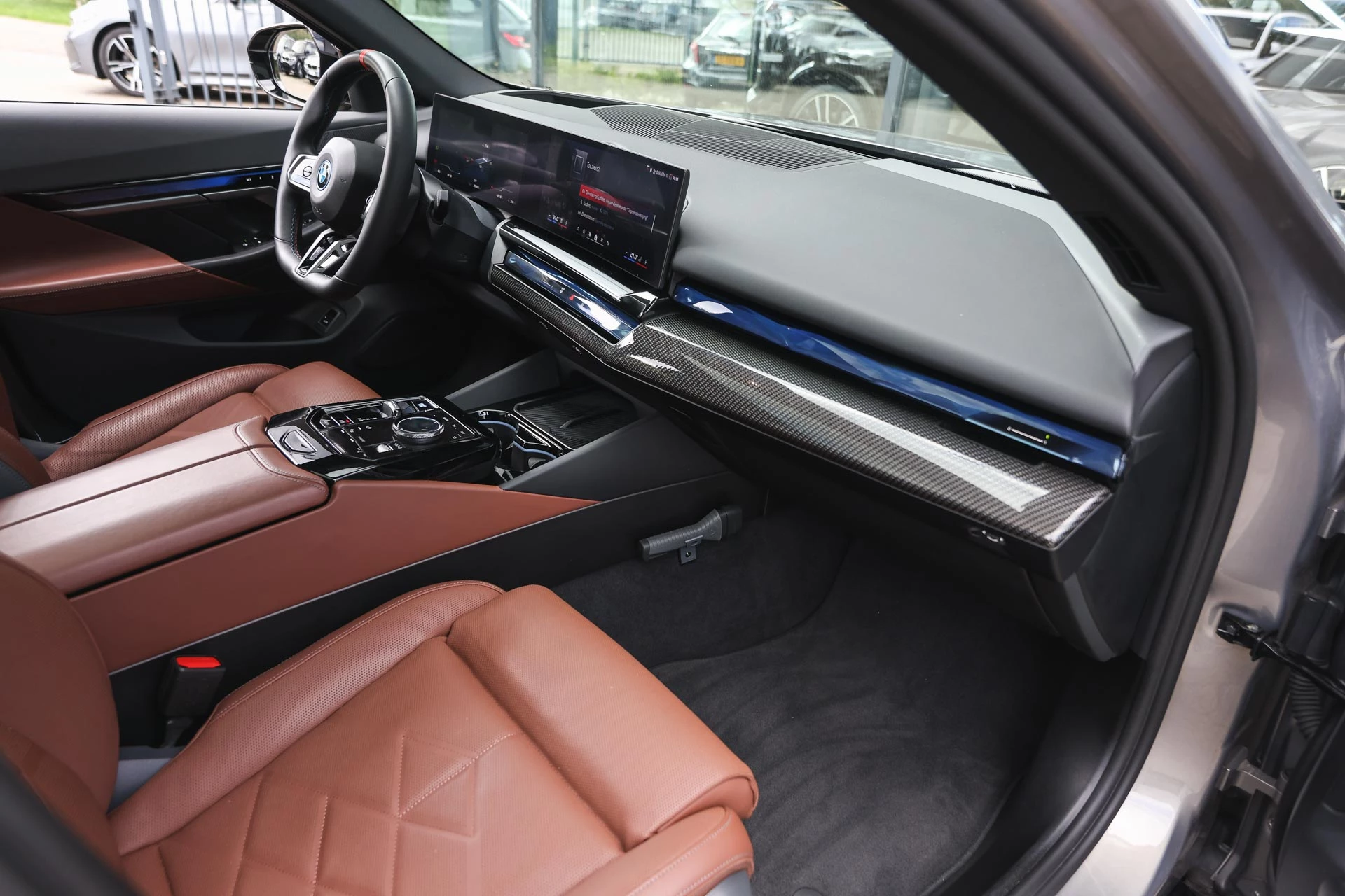 Hoofdafbeelding BMW i5