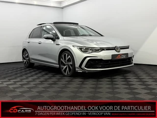 Volkswagen Golf 1.5 TSI R-Line Panoramadak, Harman/Kardon, Camera, Navi, Keyless start, Sfeerverlichting, Lichtmetalen velgen