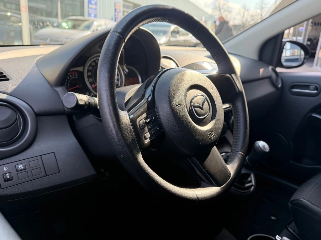 Hoofdafbeelding Mazda 2