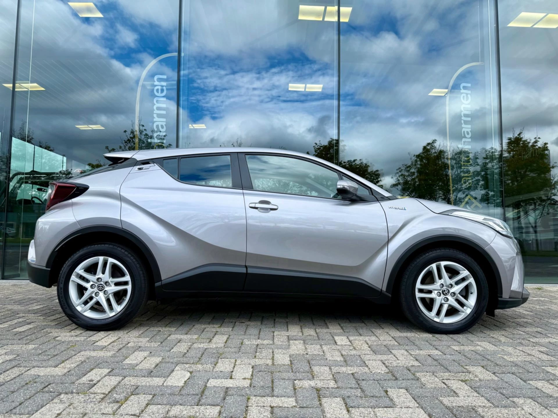 Hoofdafbeelding Toyota C-HR
