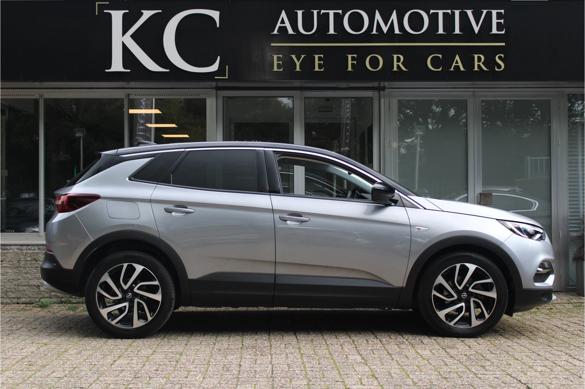 Hoofdafbeelding Opel Grandland X