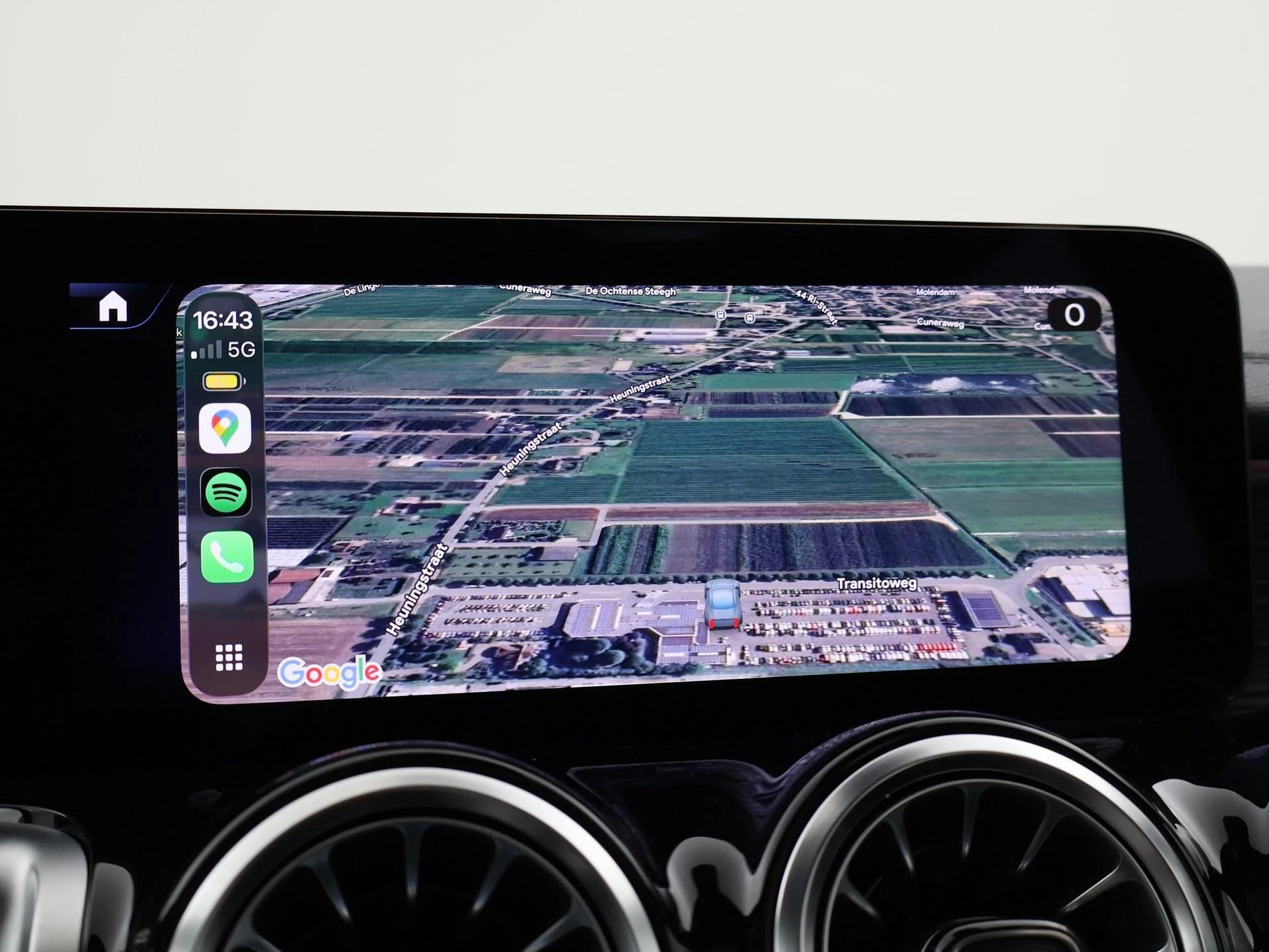 Hoofdafbeelding Mercedes-Benz EQB