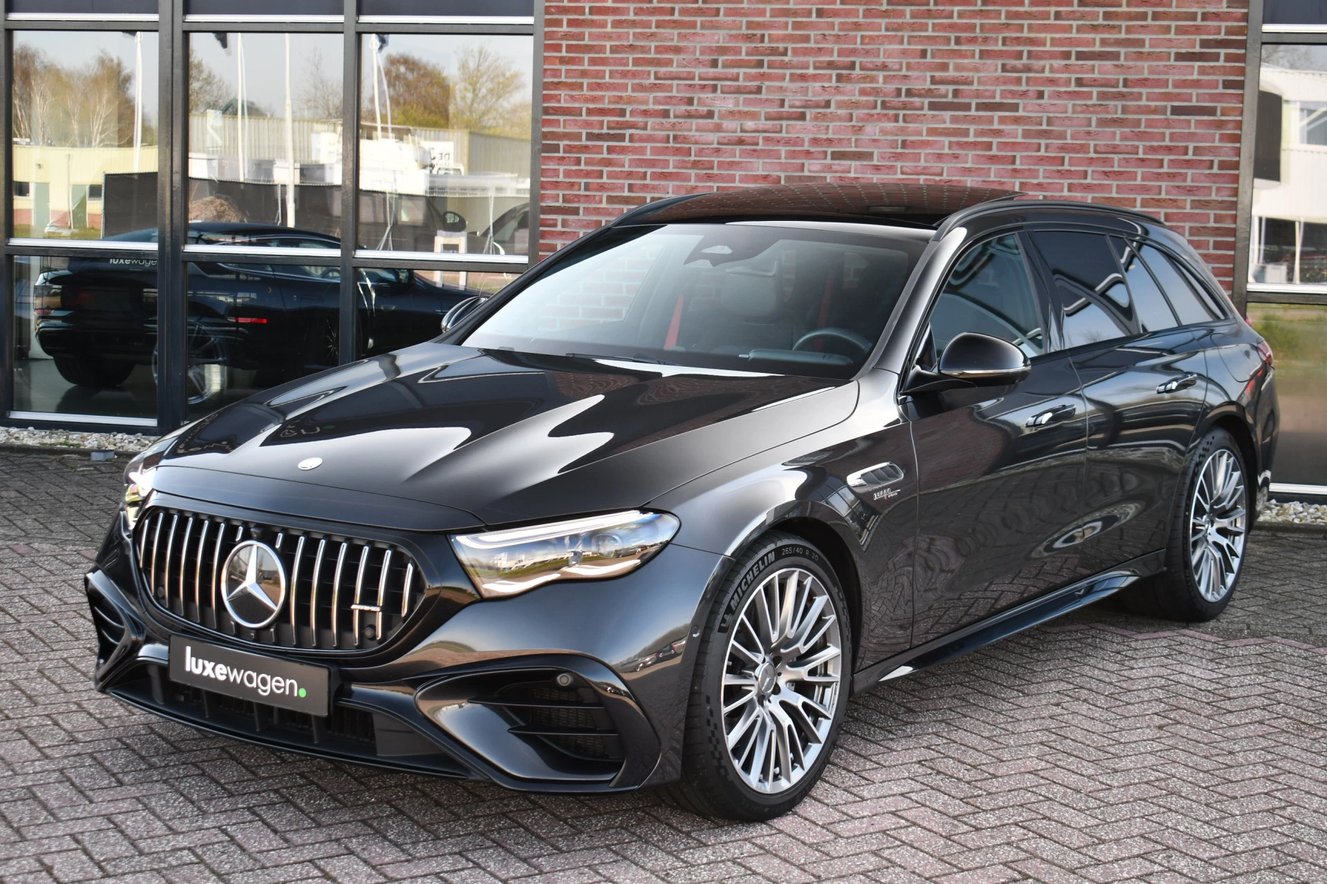 Hoofdafbeelding Mercedes-Benz E-Klasse
