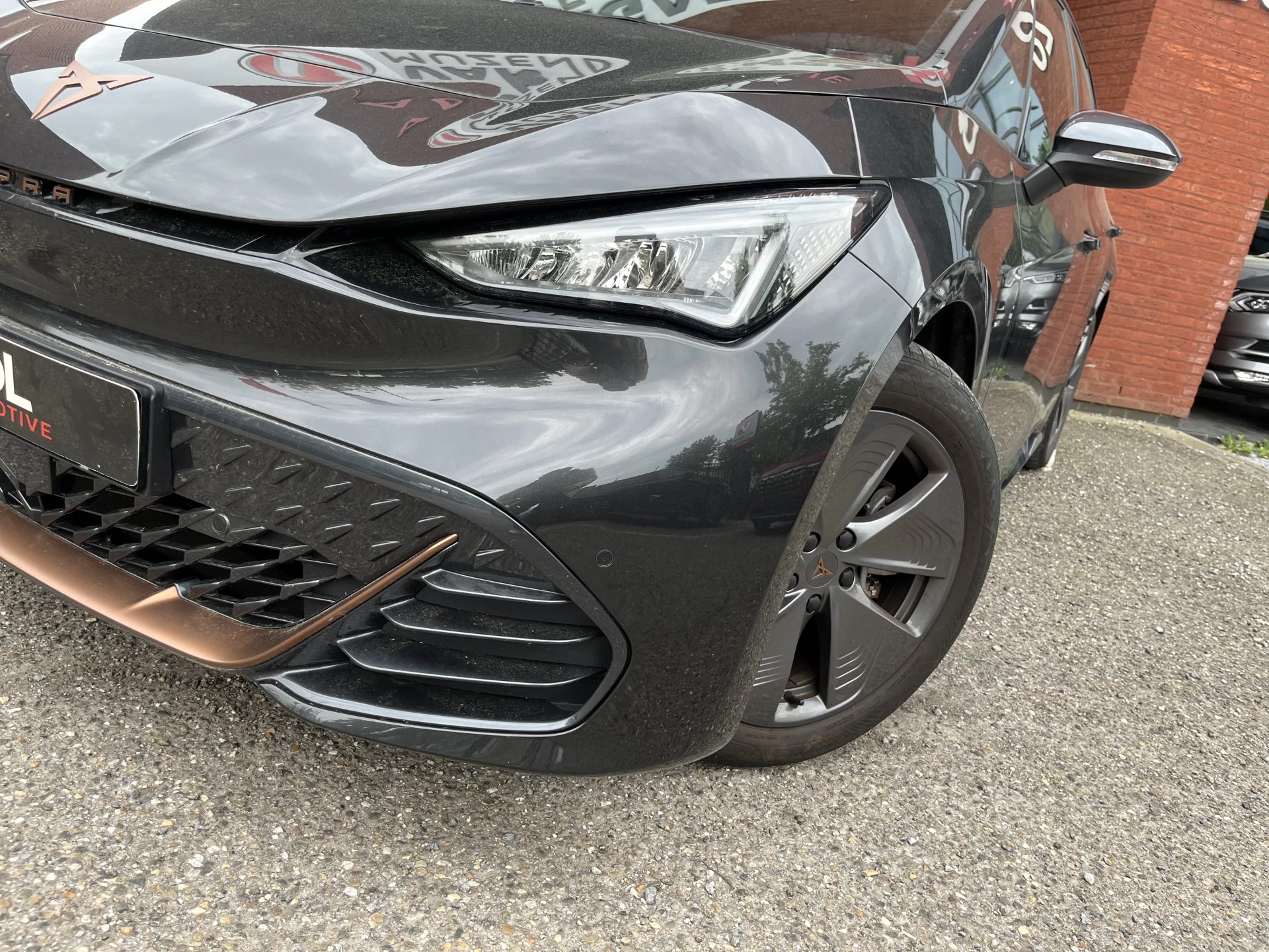 Hoofdafbeelding CUPRA Born
