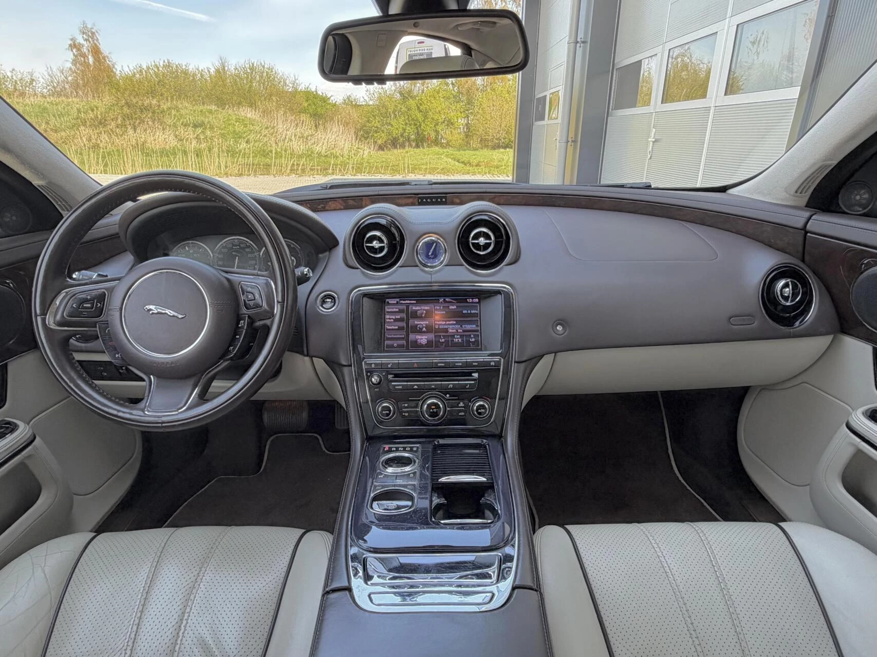 Hoofdafbeelding Jaguar XJ