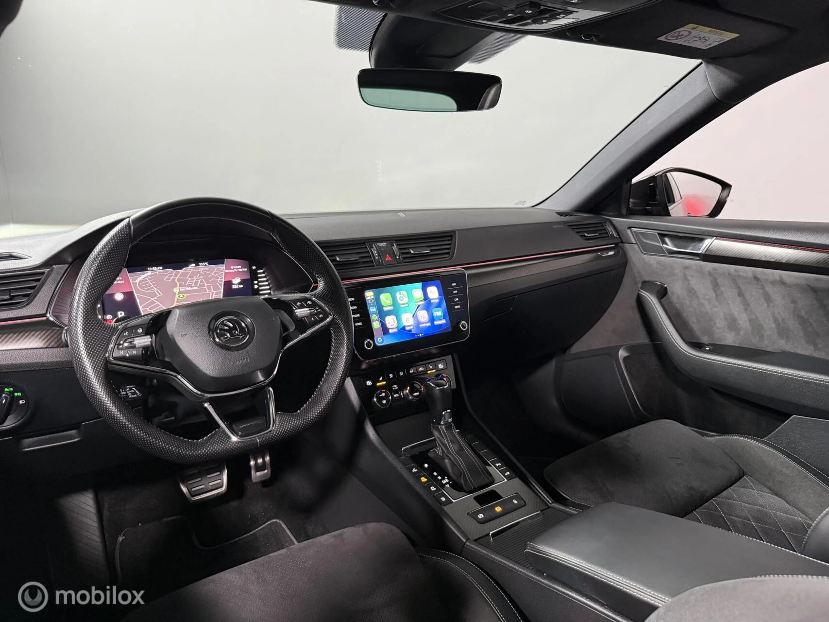 Hoofdafbeelding Škoda Superb