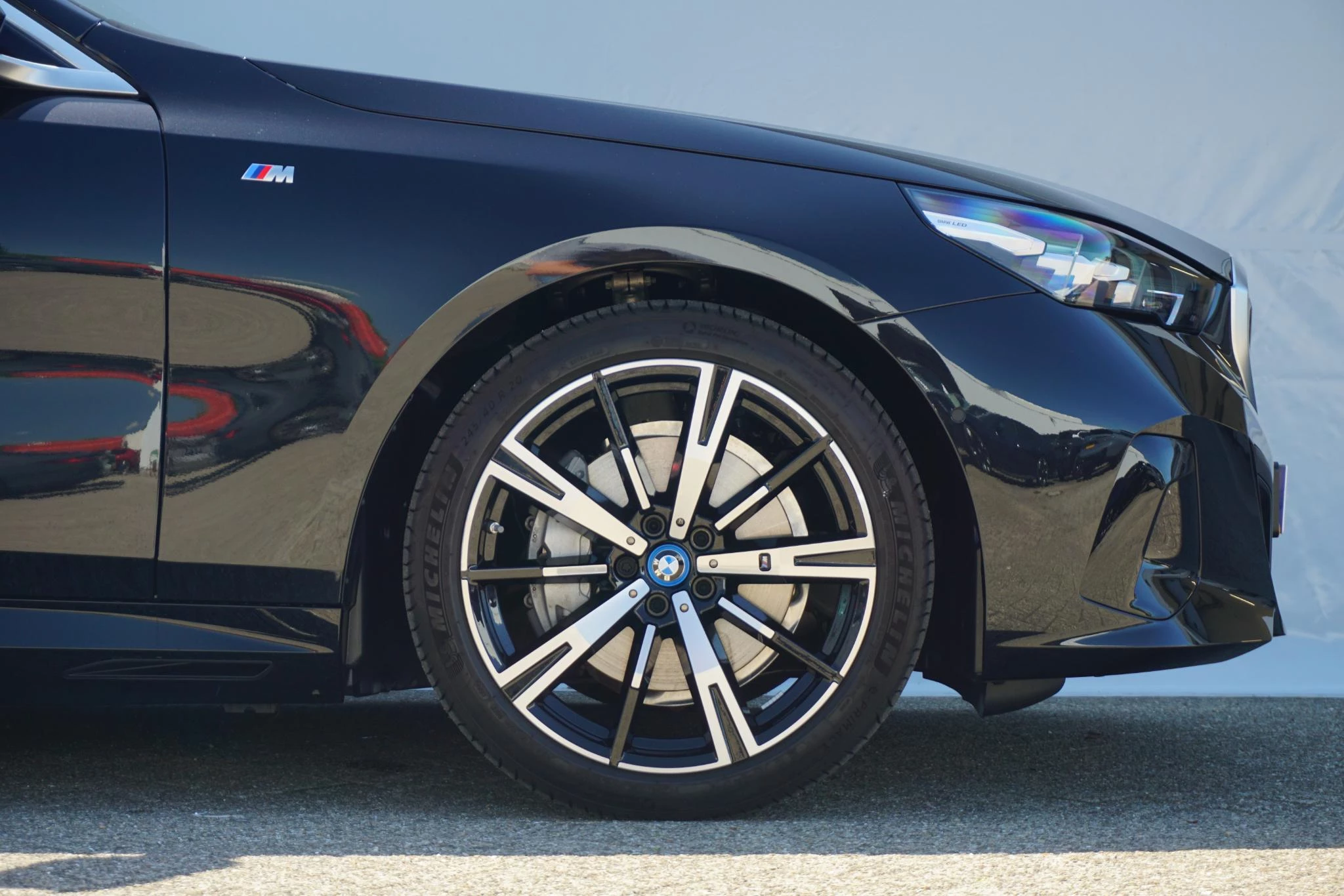Hoofdafbeelding BMW i5