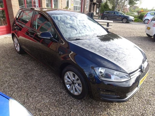 Volkswagen Golf 1.2 TSI HIGHLINE