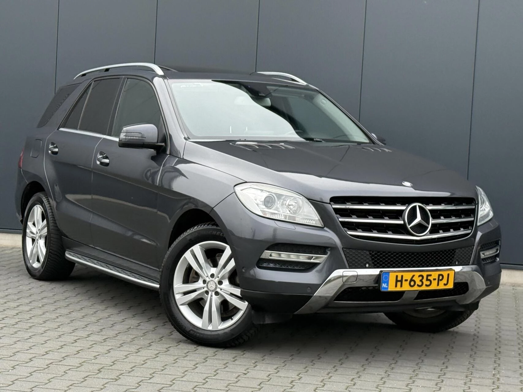 Hoofdafbeelding Mercedes-Benz M-Klasse