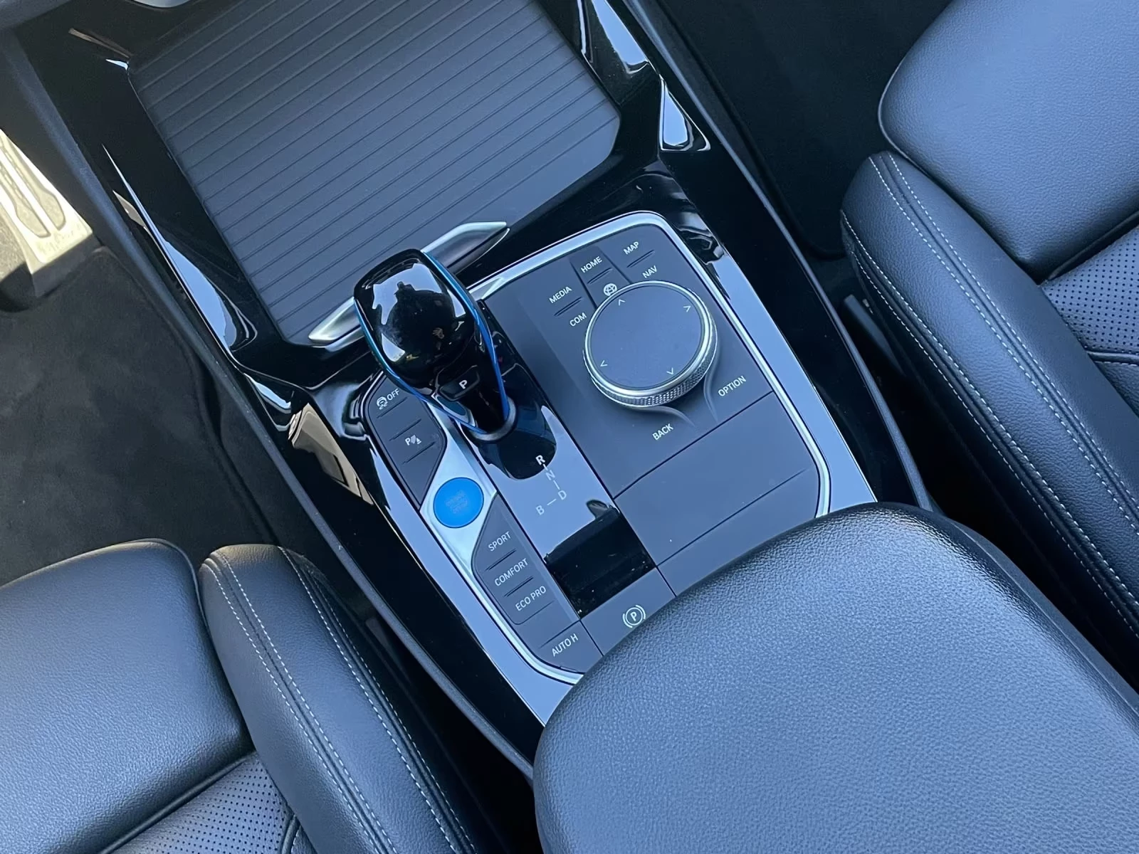 Hoofdafbeelding BMW iX3