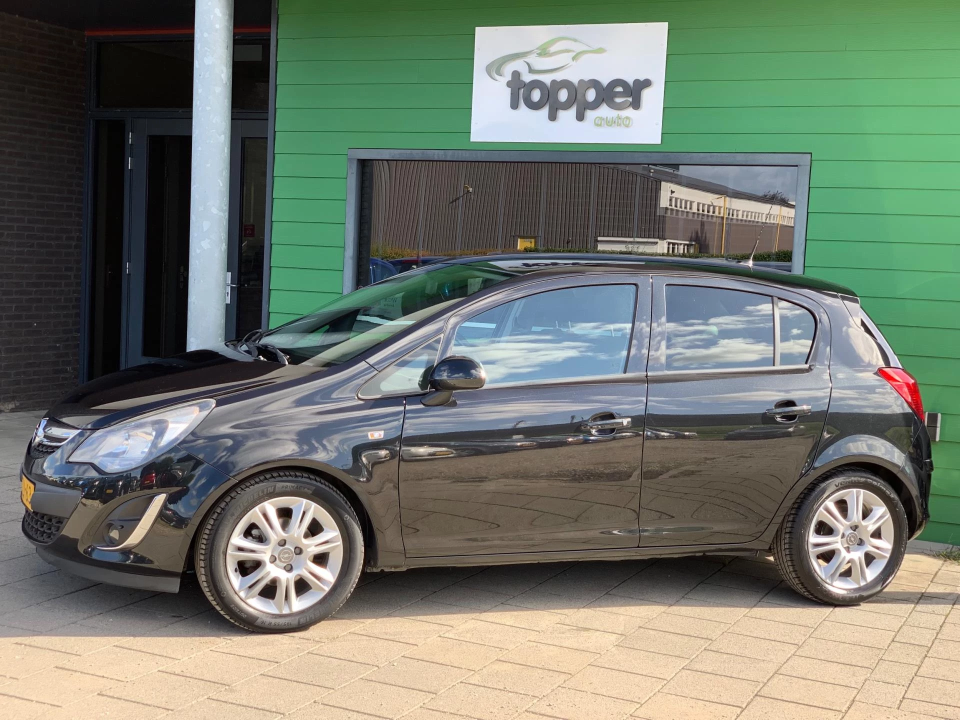 Hoofdafbeelding Opel Corsa
