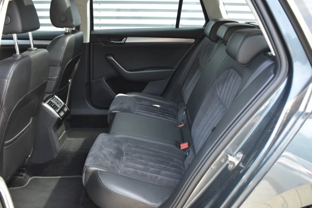 Hoofdafbeelding Škoda Superb