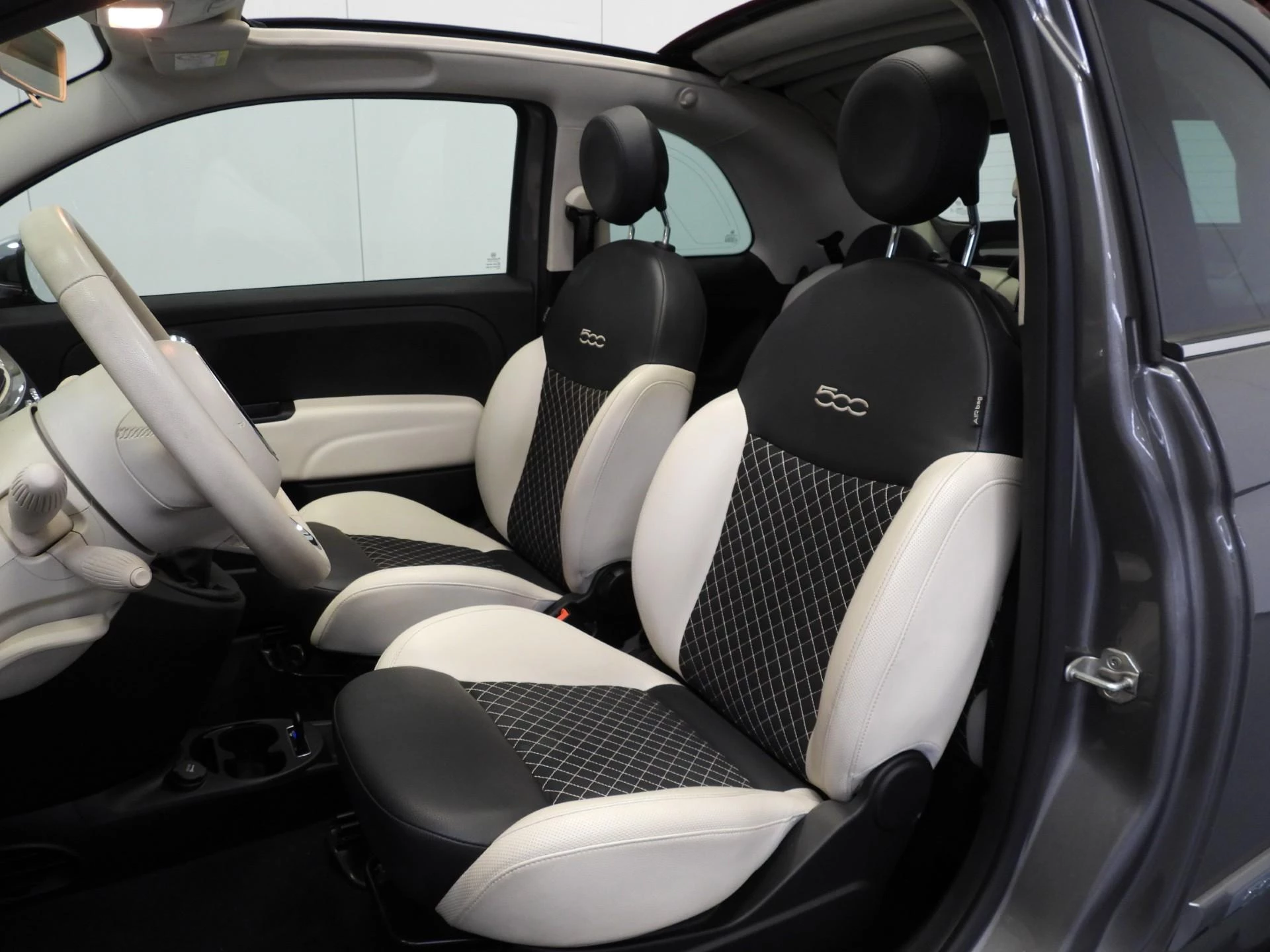 Hoofdafbeelding Fiat 500C