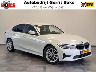 BMW 3 Serie 318i Executive Navigatie Clima Cruise PDC LM 157 PK! 2 jaar garantie mogelijk* (vraag naar de voorwaarden)