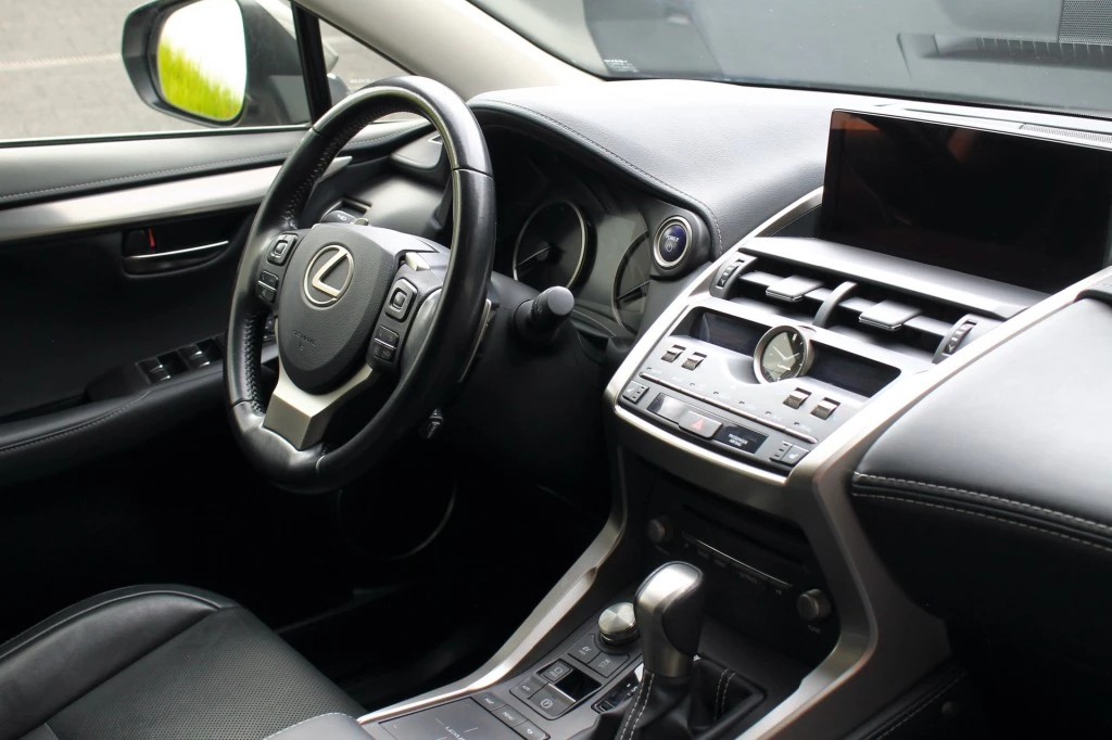 Hoofdafbeelding Lexus NX