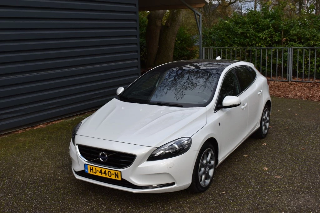 Hoofdafbeelding Volvo V40