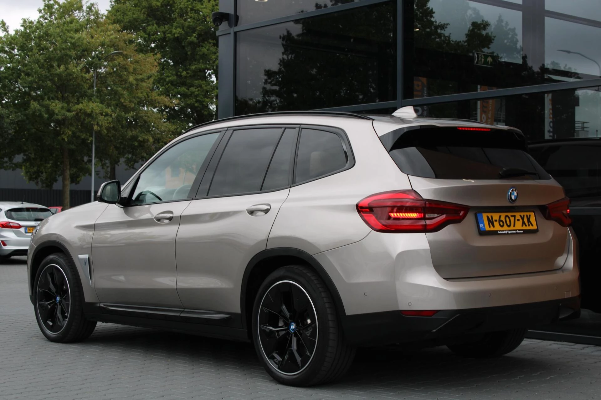 Hoofdafbeelding BMW iX3