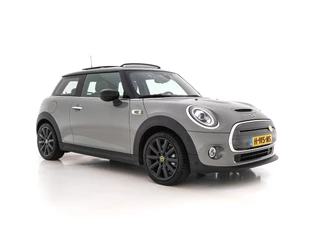 Hoofdafbeelding MINI Electric MINI Electric Mini Yours 33 kWh [ 3-Fase ] (INCL-BTW) Aut. *PANO | FULL-LEATHER | HEAD-UP | FULL-LED | HARMAN/KARDON-SOUND | KEYLESS | CAMERA | SPORT-SEATS | NAVI-FULLMAP | HEATED-SEATS | AMBIENT-LIGHT | DAB | DIGI-COCKPIT | 17"ALU*