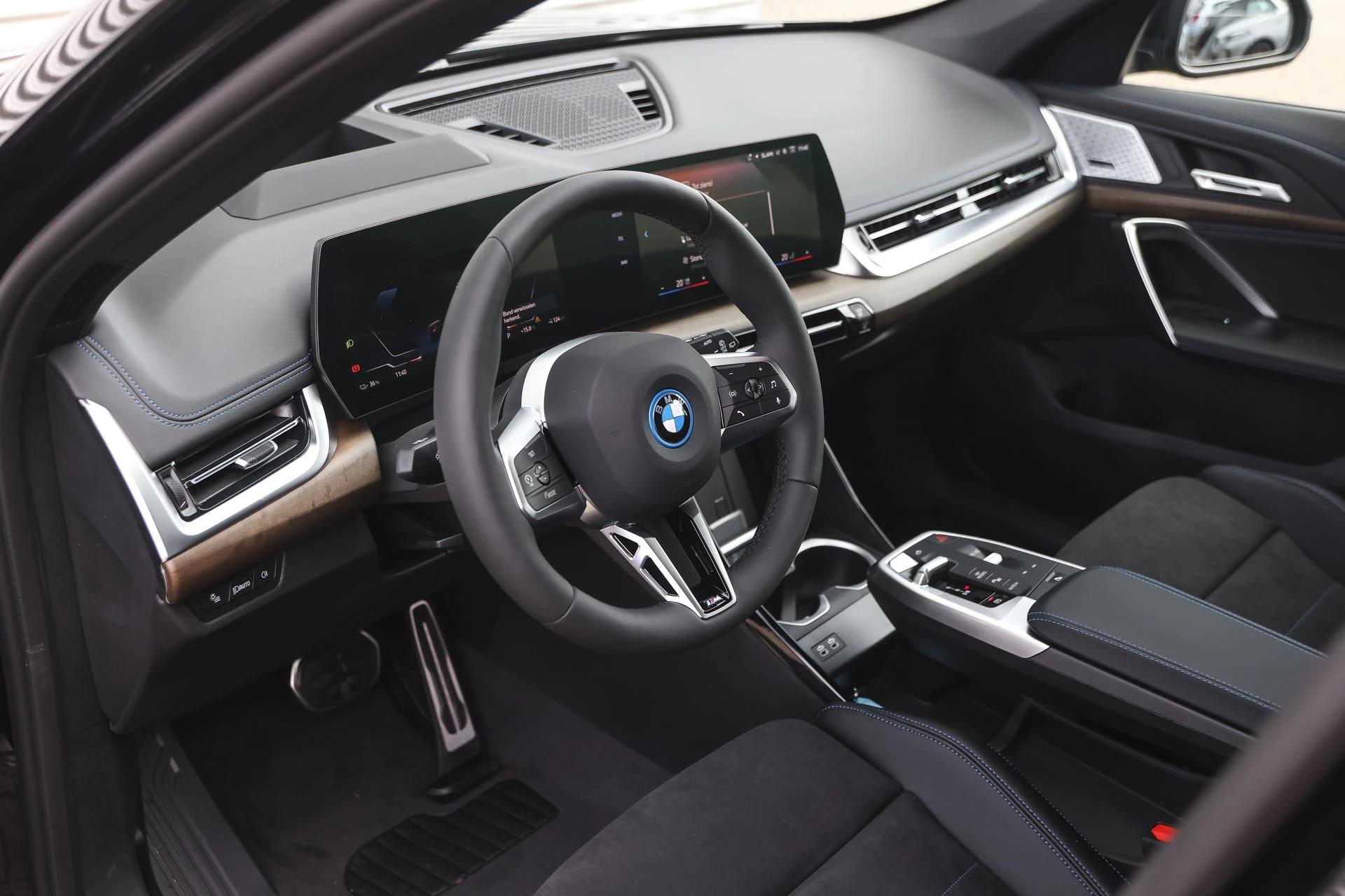 Hoofdafbeelding BMW iX1
